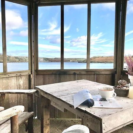 Coastal Chic Waterfront Studio Кинсэйл Экстерьер фото